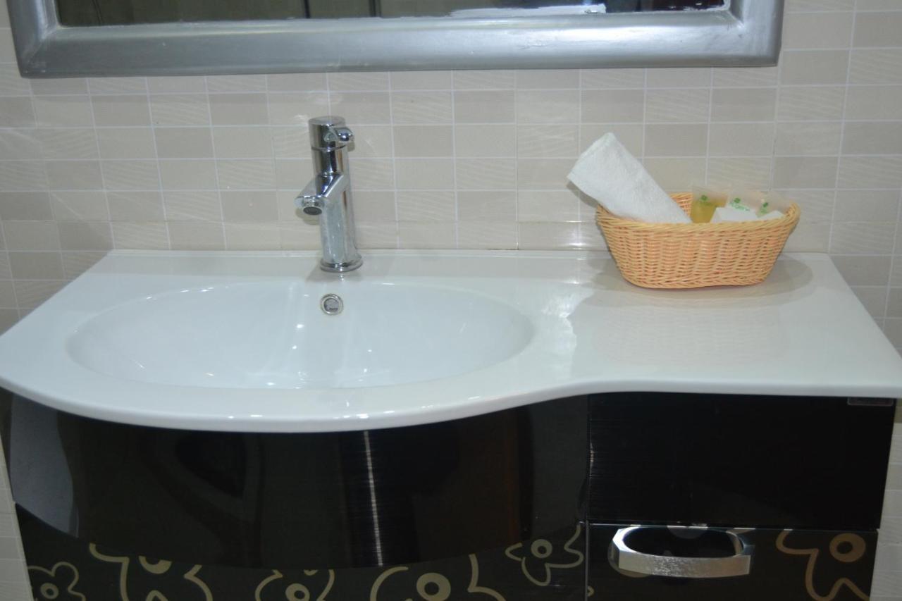 Hotel Villa Portofino Kigali Ruang foto