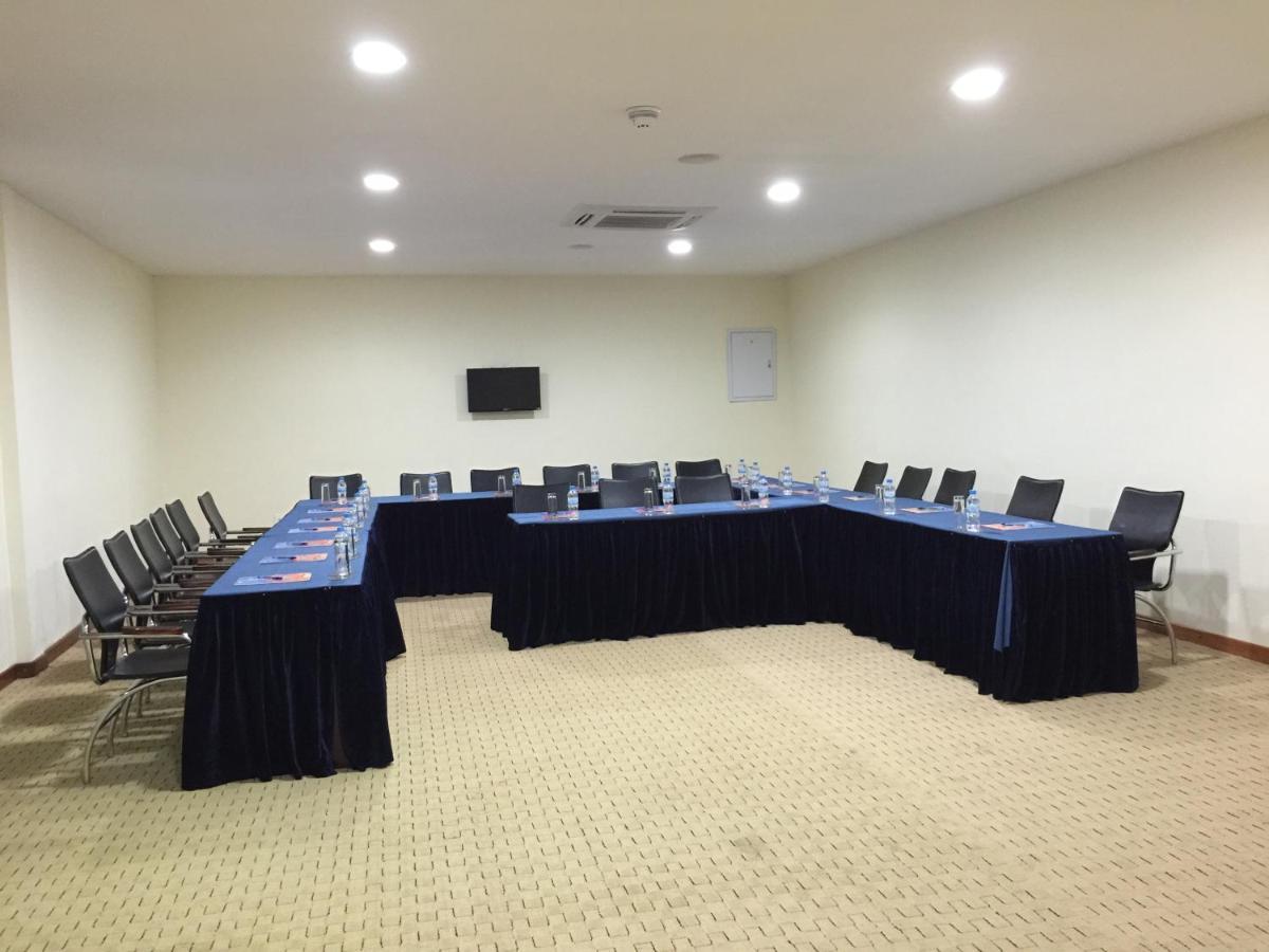 Hotel Villa Portofino Kigali Bagian luar foto